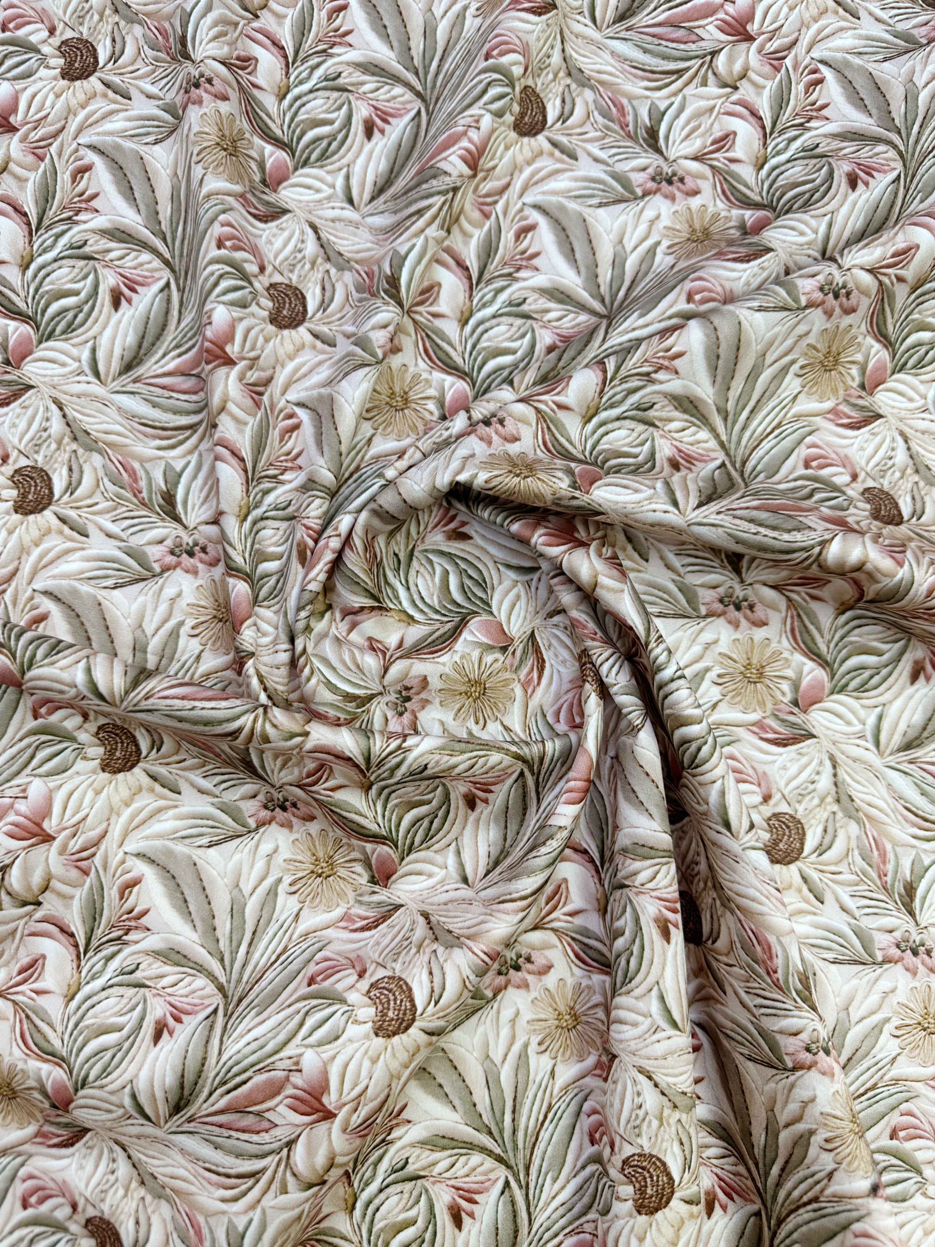 Ткань Хлопок пудровый с принтом Цветочная вышивка с бордюром 14514 4